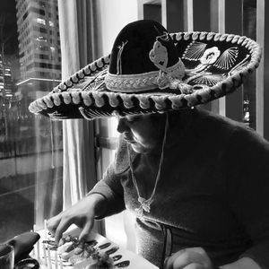 Meet your Posher, Miguel